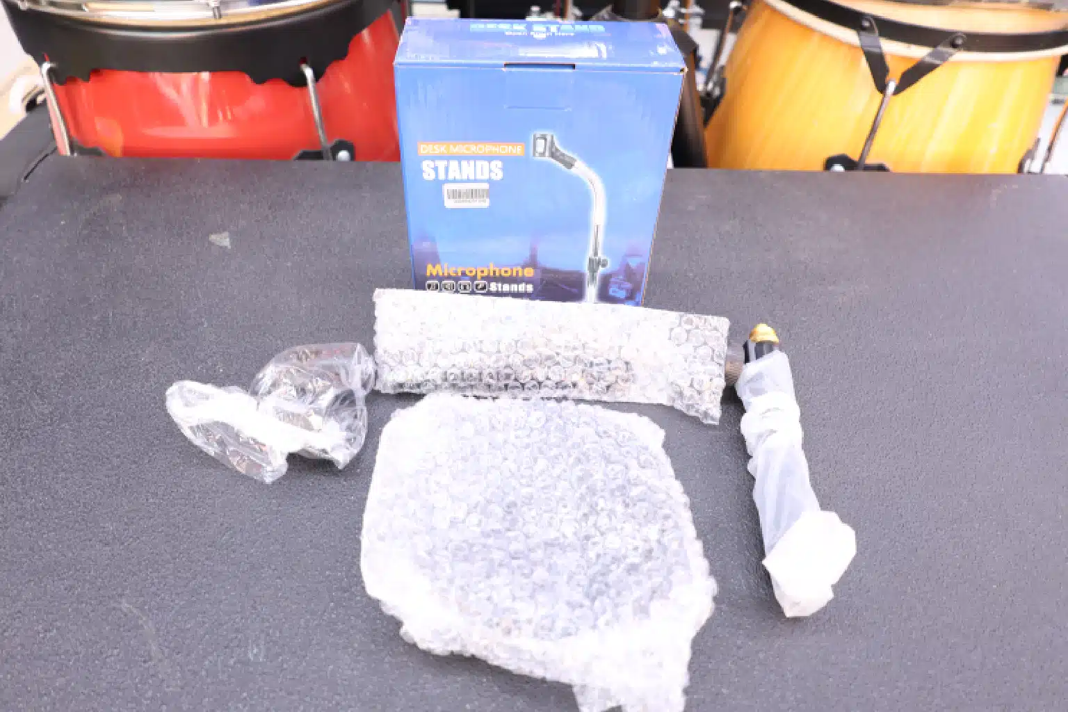 Swivel desk mic stand