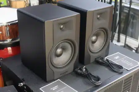 BX8 D3 studio speakers
