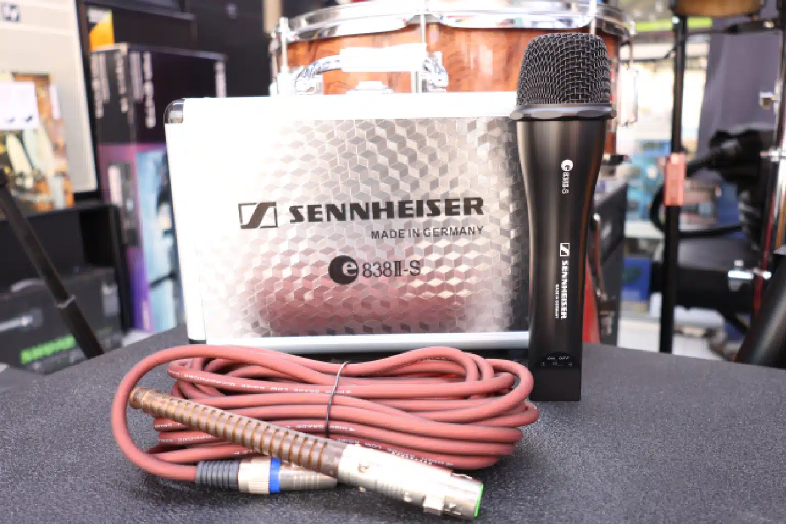 Sennheiser e 838II-S handheld mic