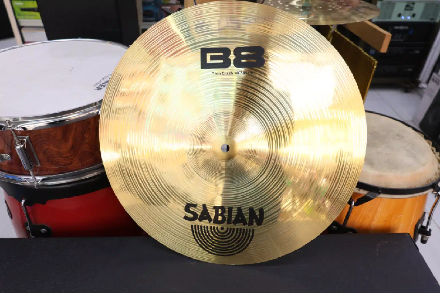 Sabian B8 18" pros and cons