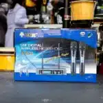 BNK CE5 UHF Digital Wireless Microphone