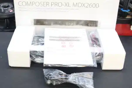  Behringer Composer Pro-XL MDX2600 for live performances,