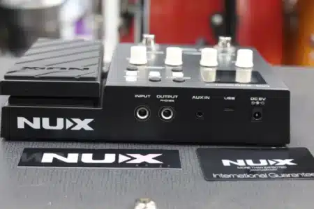Nux MG-300 features, 