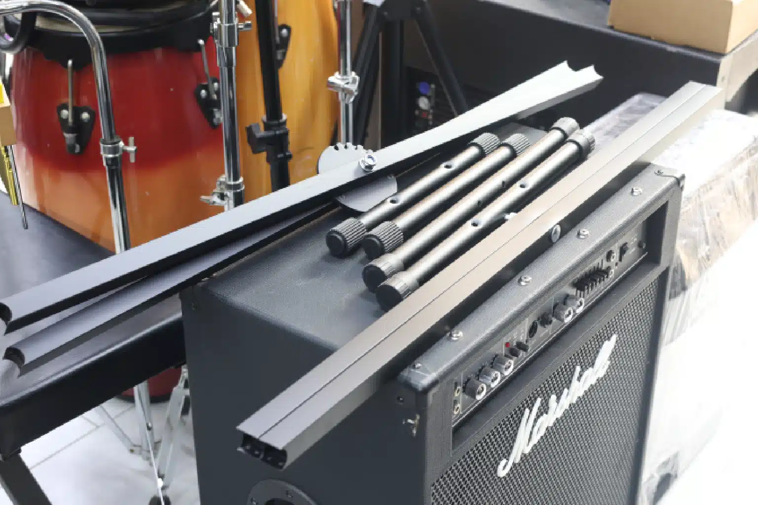 IS-622B stand for digital pianos