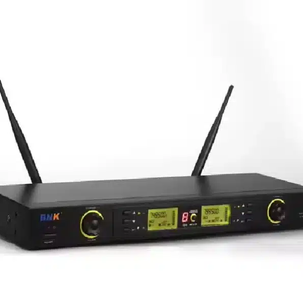BNK X55 wireless microphone