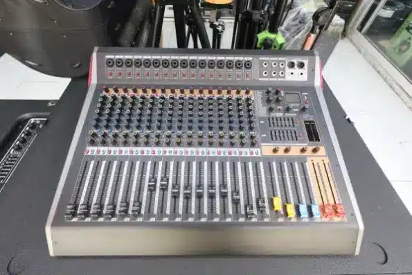 PEV PRO VX 160 Mixer