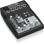 Behringer XENYX 502 Mixer