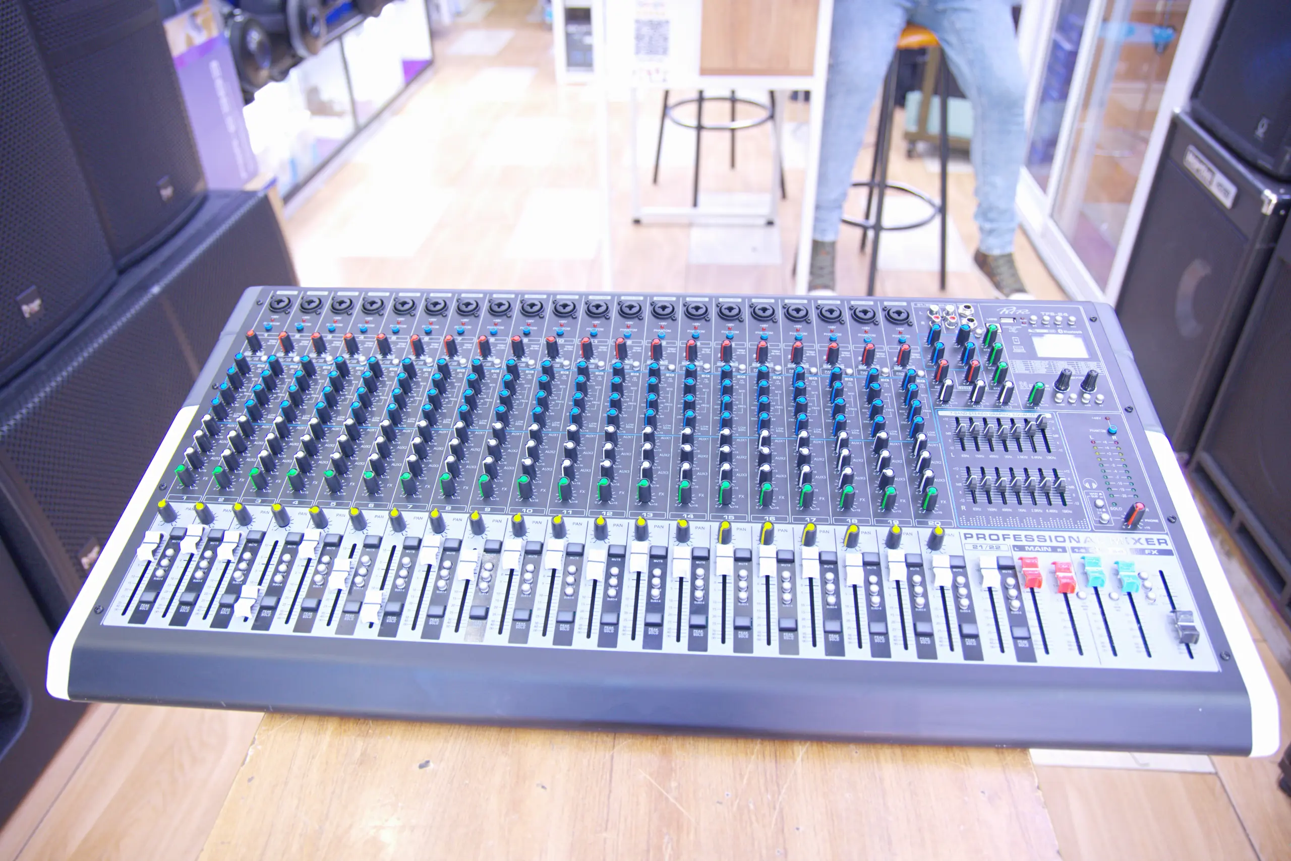 PEV Pro TFS 24 Plain Mixer PEV Pro TFS 24 Plain Mixer