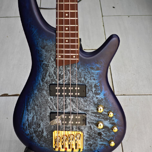 Ibanez SR300EDX 4-String Bass Guitar (1) 4 string bass guitar