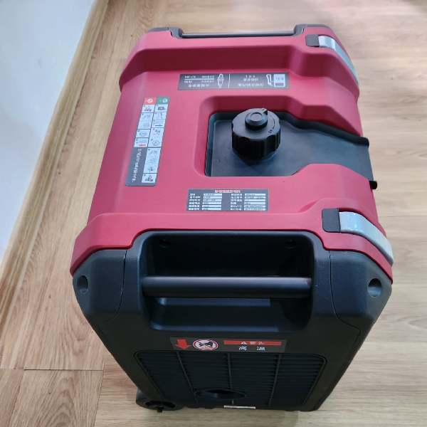 Senci SC4600i0 (2) Senci 4600W inverter generator