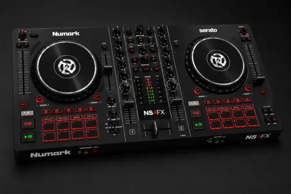 Numark NS4FX DJ