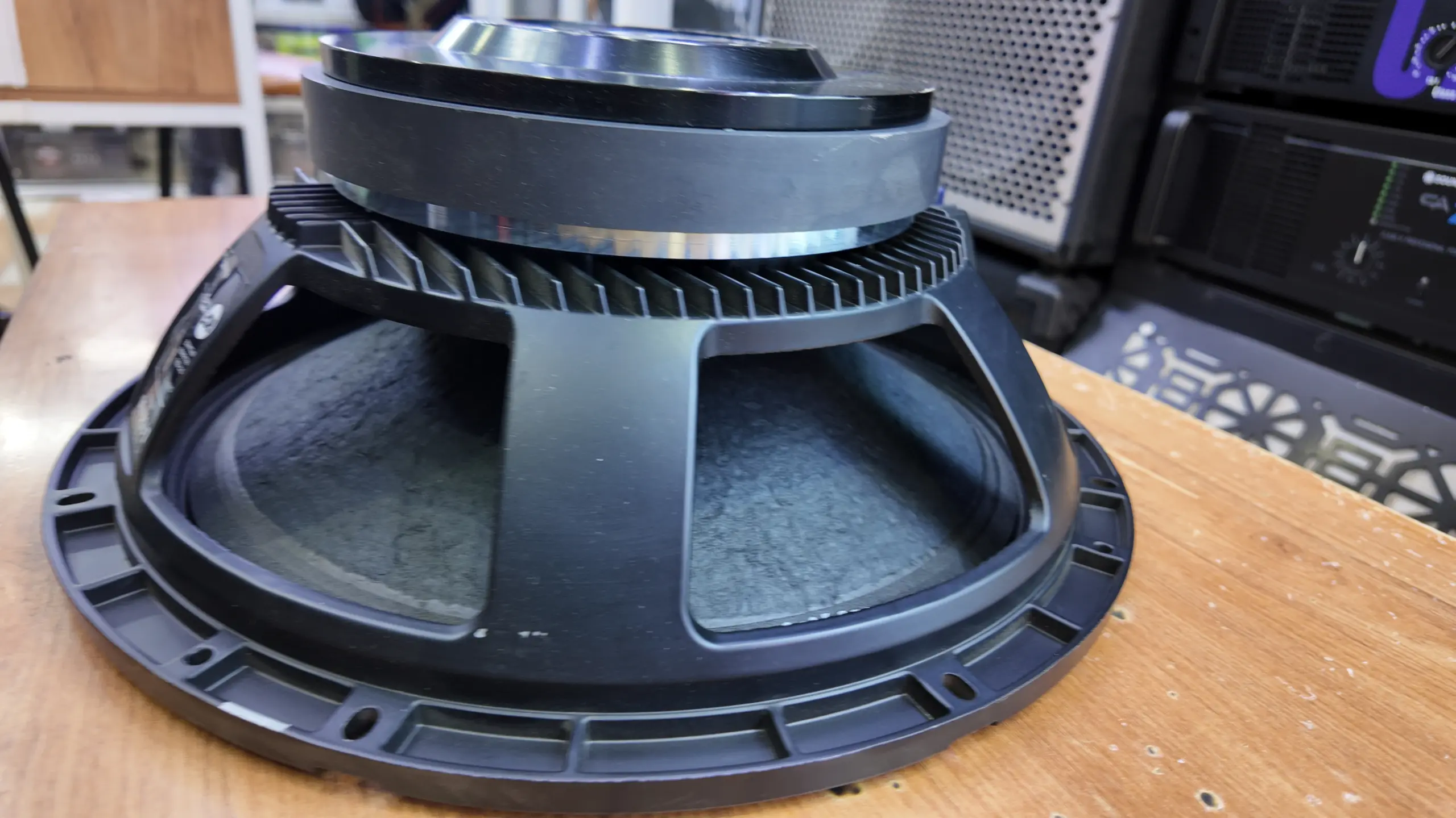 RCF L15X400 Woofer Kenya – Powerful 15-Inch Bass Speaker for Professional Sound RCF 15 inch woofer