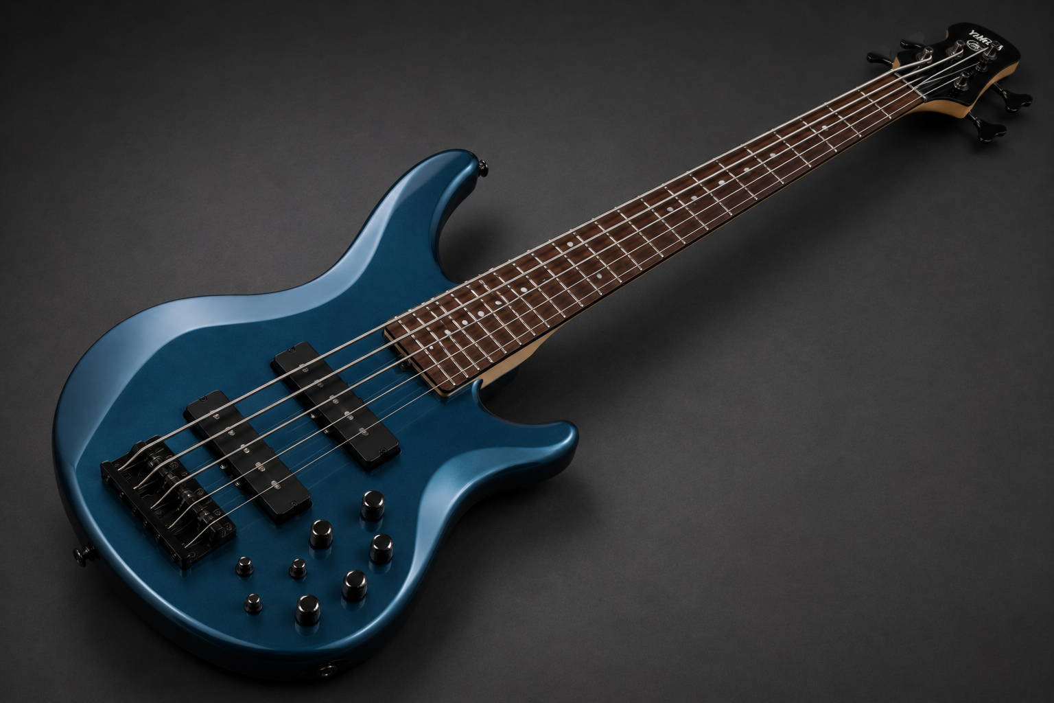Yamaha TRBX305 electric bass