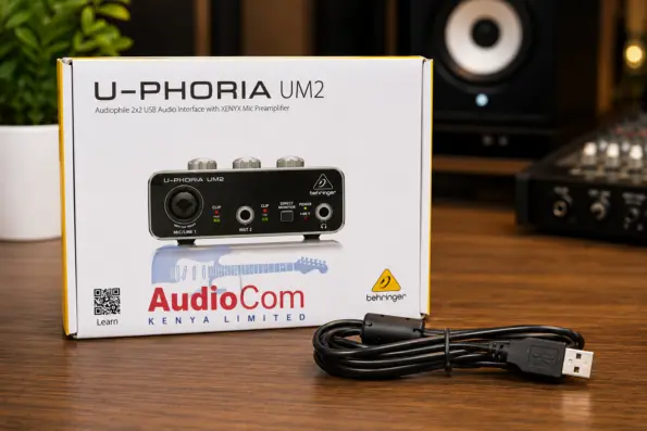 The Behringer U-Phoria UM2