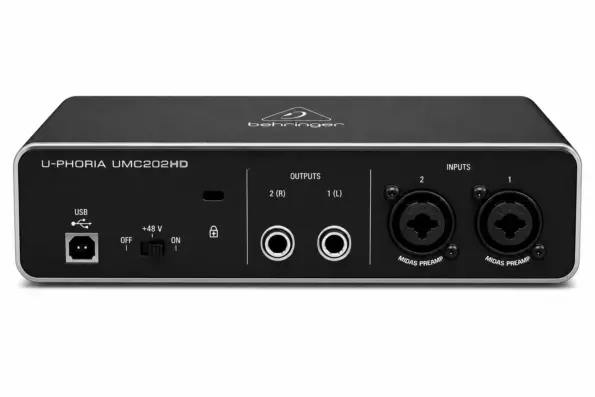 The Behringer UMC202HD