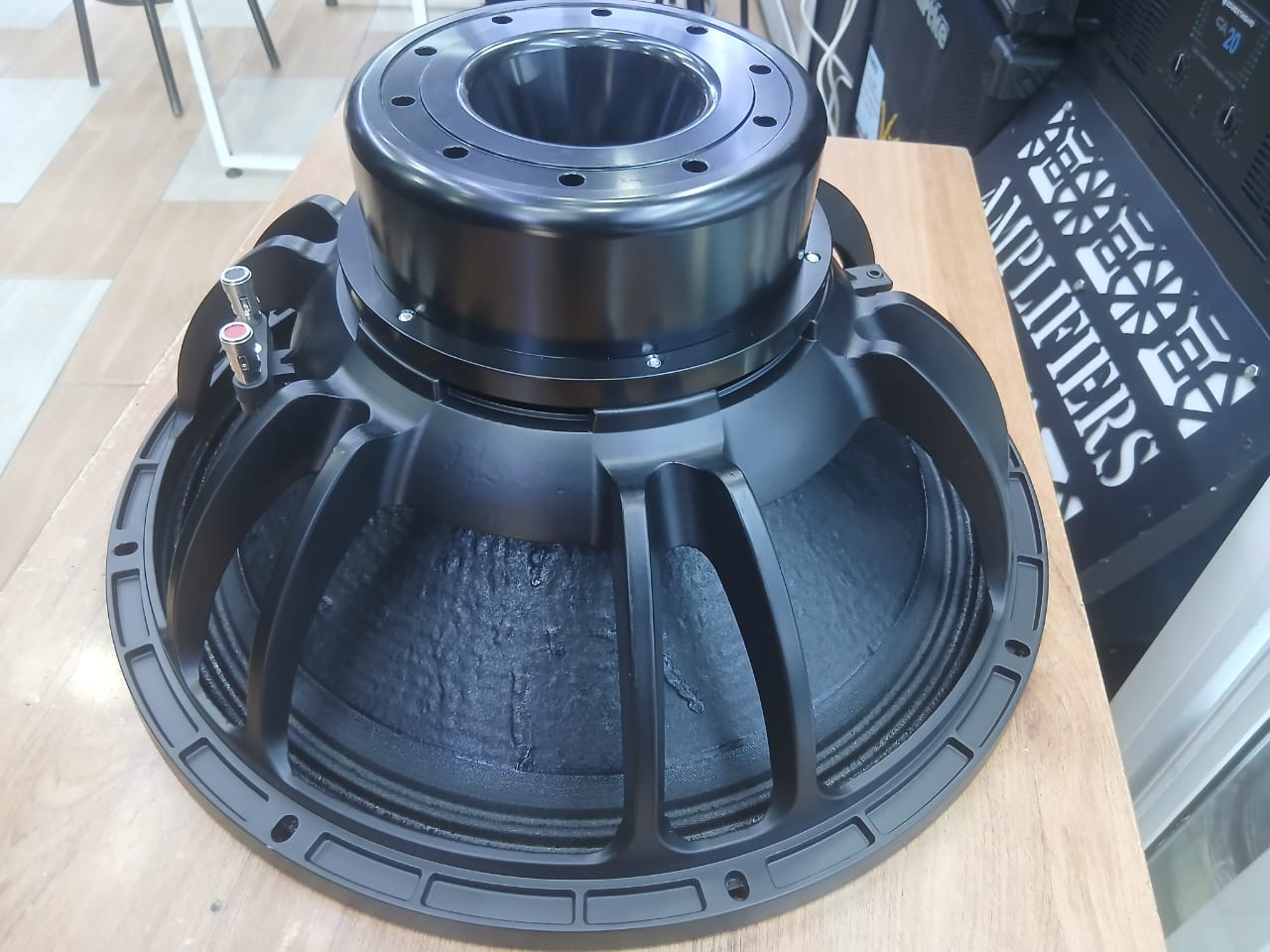 18SW125 Price in Kenya – Best Subwoofer for DJs and Live Events 18SW125 professional neodymium subwoofer