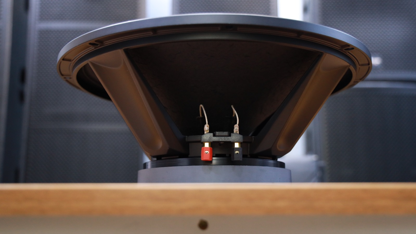 BM Audio 15BM-16 Speaker Driver