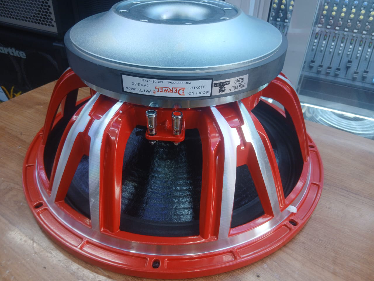 Derwel 18DX125F professional naked speaker