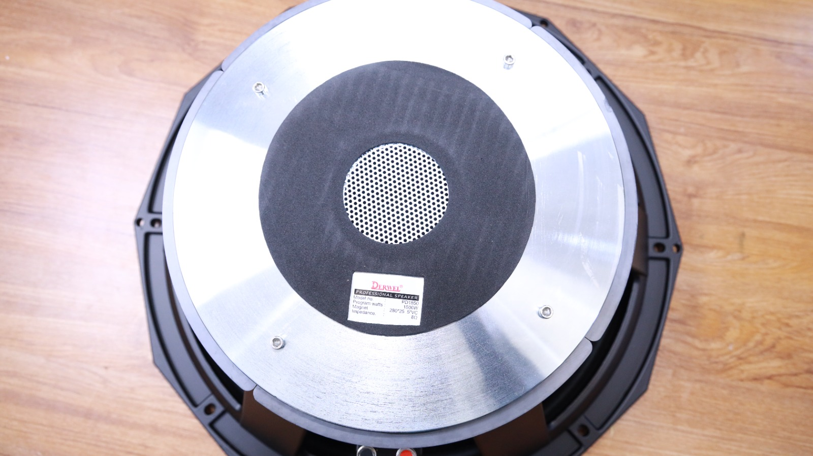 Derwel PD1850 Professional Speaker: A Reliable Driver for Powerful Audio Systems Derwel PD1850 Professional Speaker Kenya