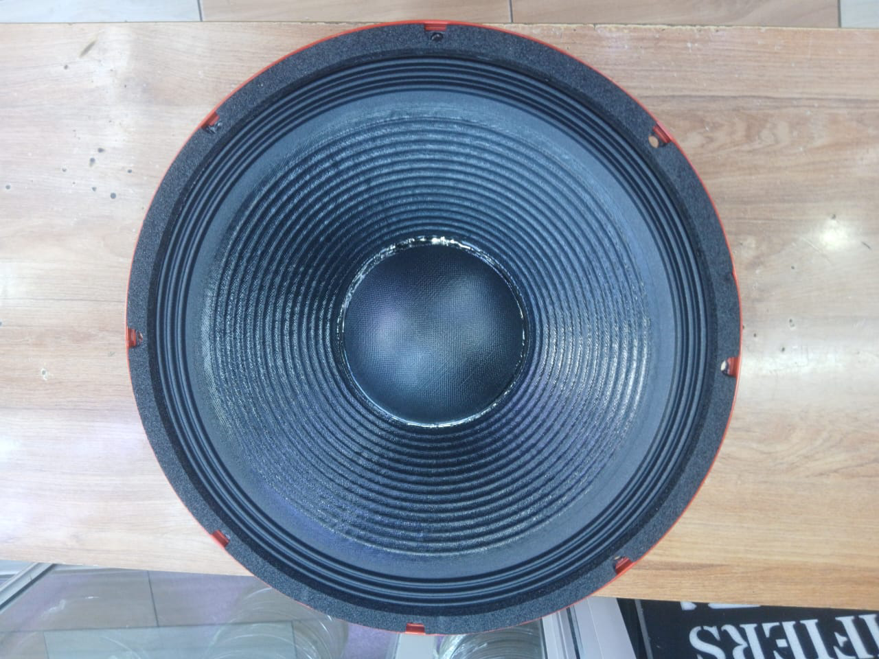How the Derwel 15DX100F Professional Loudspeaker Supports Better Sound Coverage Derwel professional loudspeaker for events