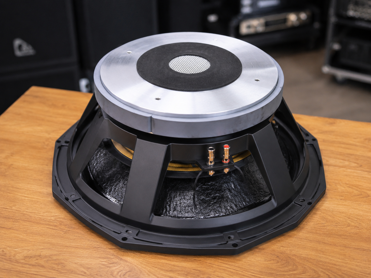 Derwel PD1850 Professional Speaker: A Reliable Driver for Powerful Audio Systems Derwel woofer Kenya