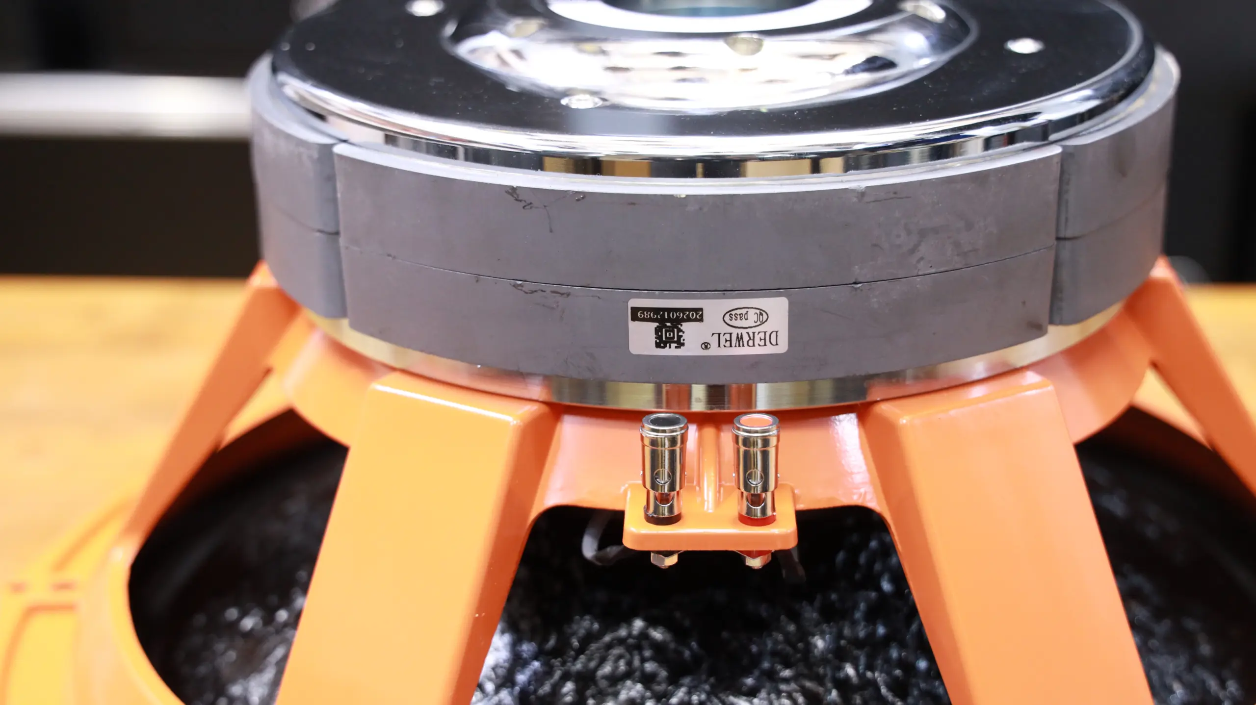 Derwell PD1852 Naked Speaker Driver: Powerful Performance for Professional Sound Systems Derwell PD1852 Kenya