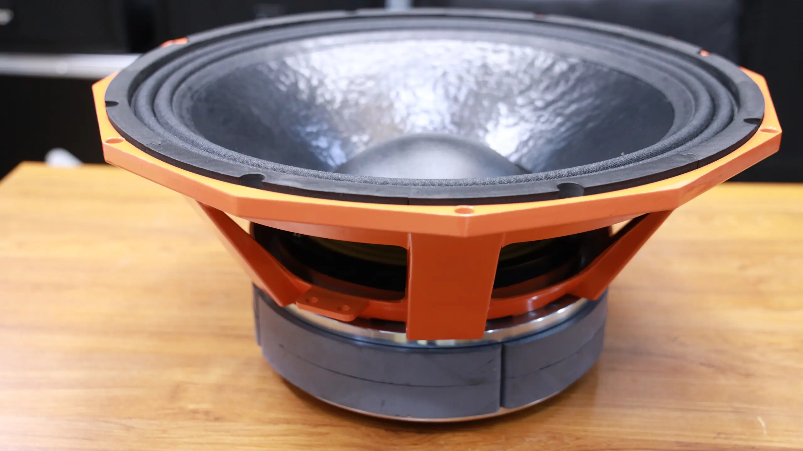 Derwell PD1852 Naked Speaker Driver: Powerful Performance for Professional Sound Systems Derwell PD1852 PA Speaker