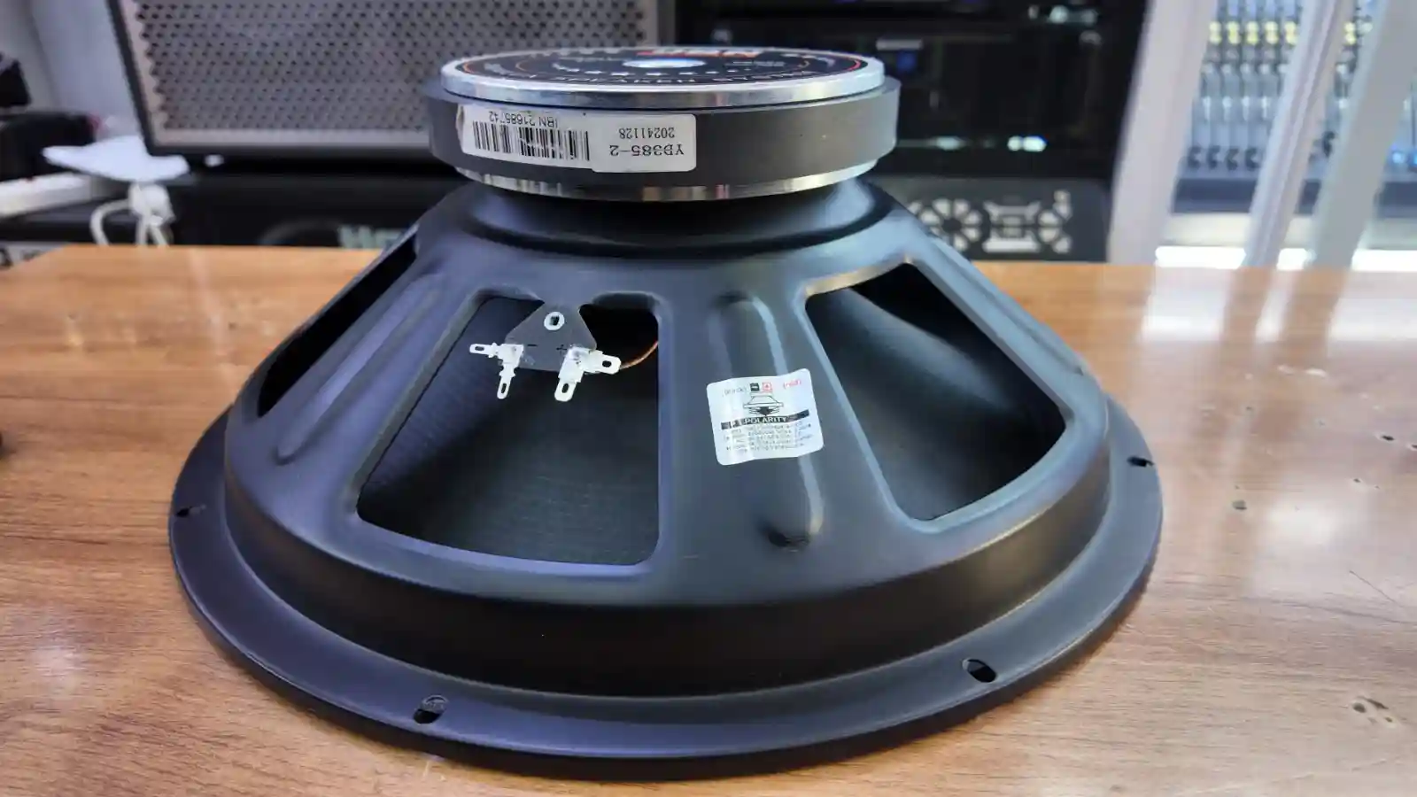 JBN 15 Inch Professional Woofer Speaker – 250W RMS 500W Peak 8 Ohm Replacement Loudspeaker for PA Systems, DJs and Custom Cabinets JBN 15 Inch replacement speaker