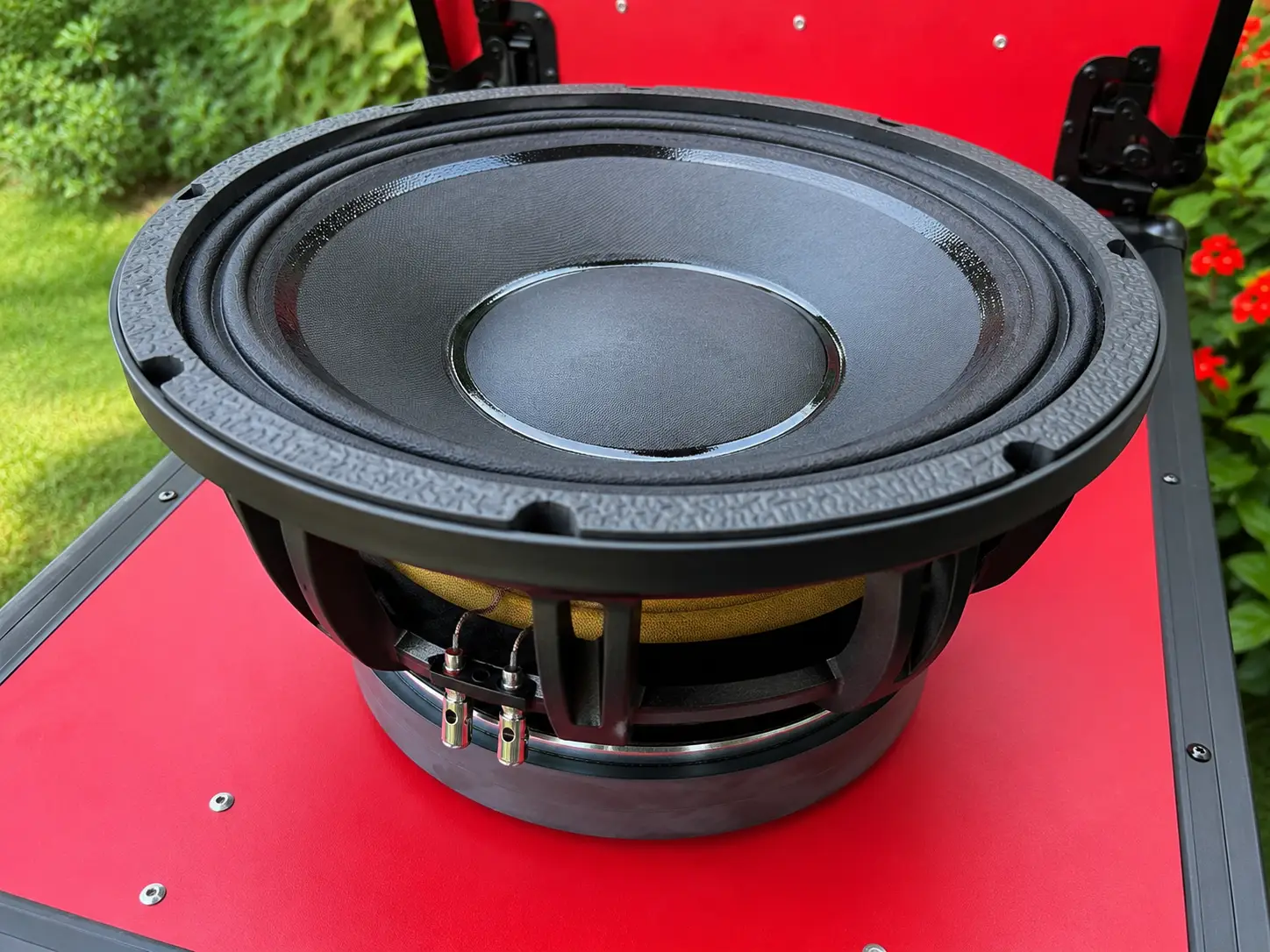 NR 12WF335 speaker driver