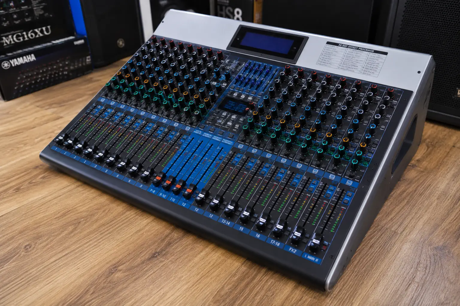 Thunder Sound MX18S Professional 18-Channel Audio Mixer – Powerful Mixer for Churches, Studios and Live Sound Thunder Sound MX18S PA mixer