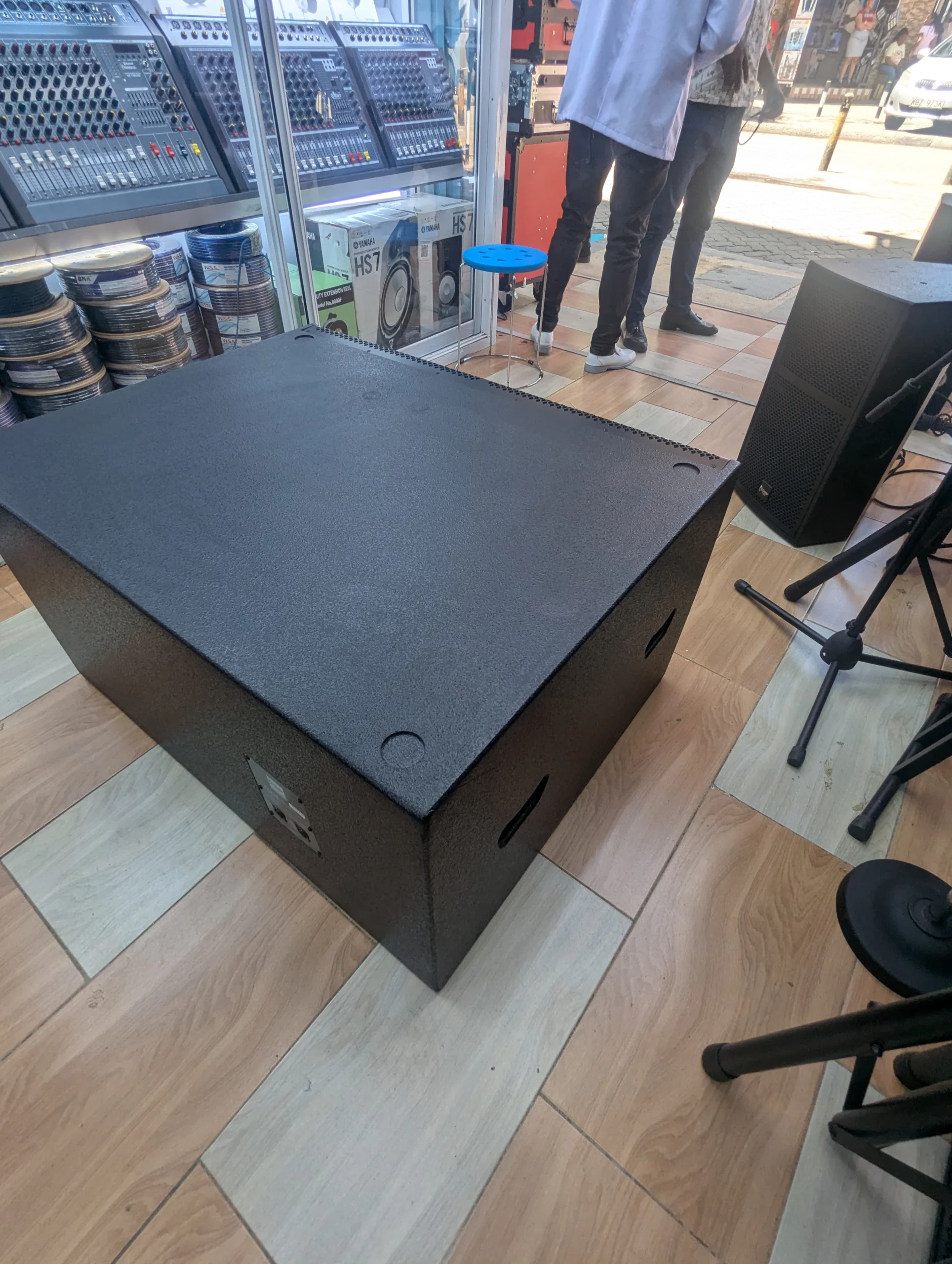 How the Thunder Sound TS 218 Bass Speaker Improves Large Sound Systems Thunder Sound TS 218 subwoofer for events
