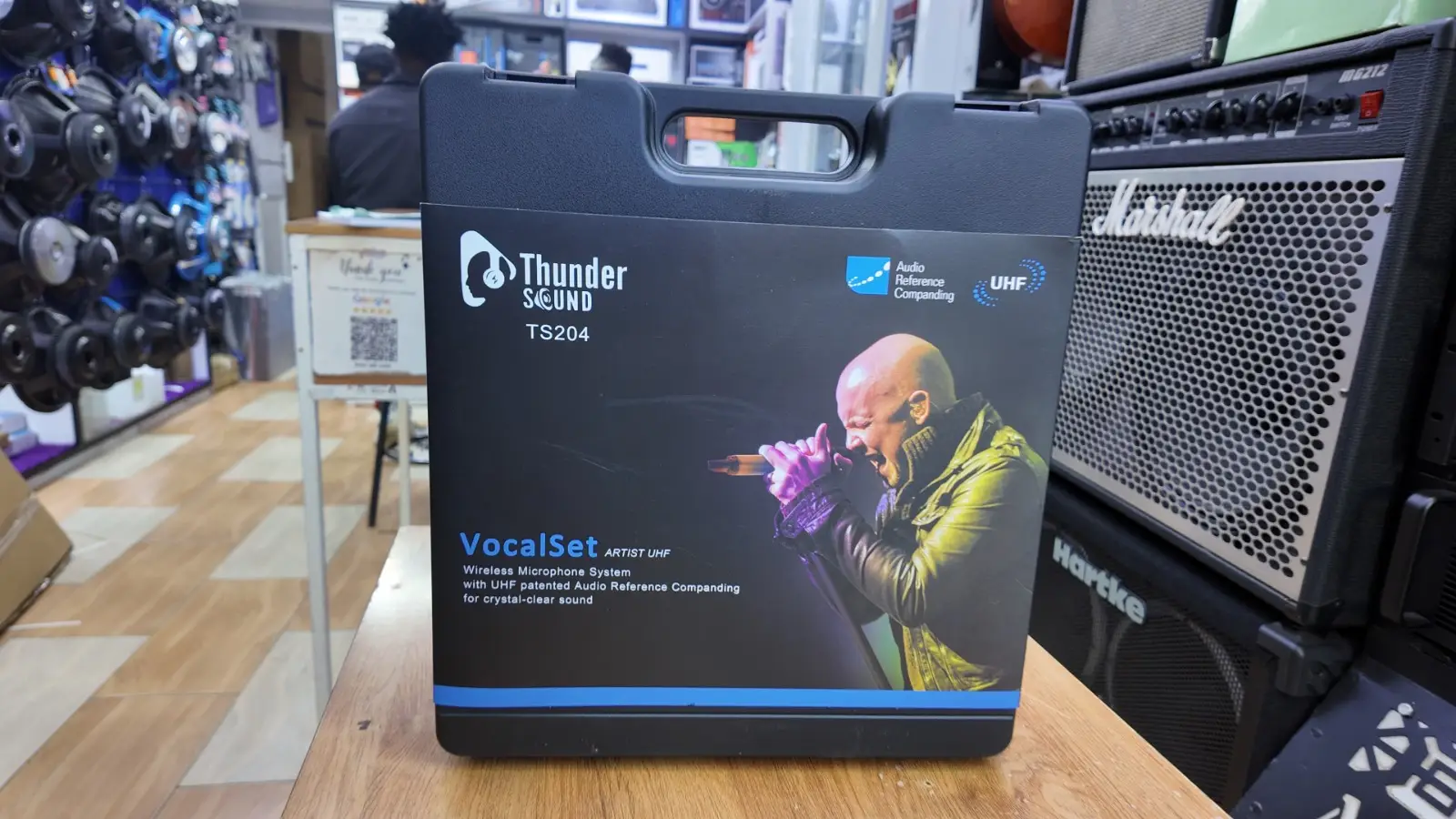 Thunder Sound TS204 Vocalset Artist UHF Wireless Microphone – Dual Handheld System for Churches, Events and Live Performance Thunder Sound TS204 UHF microphone