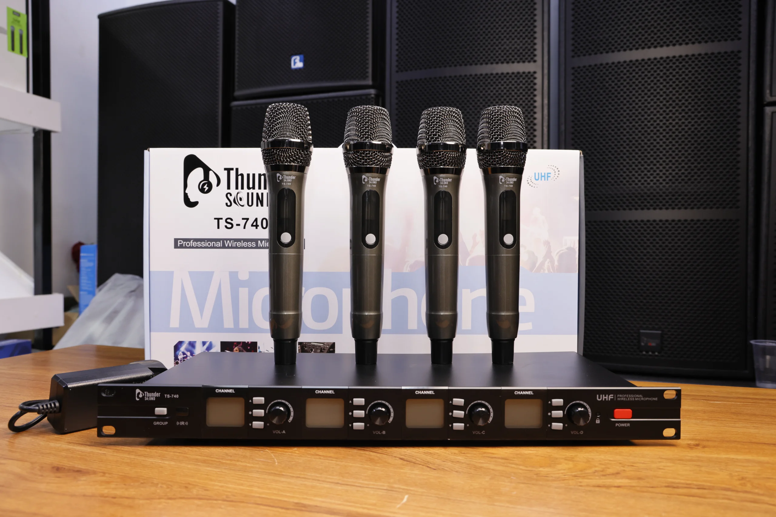 Thunder Sound TS-740 Wireless Microphone System in Kenya Thunder Sound TS-740 four-channel wireless microphone system