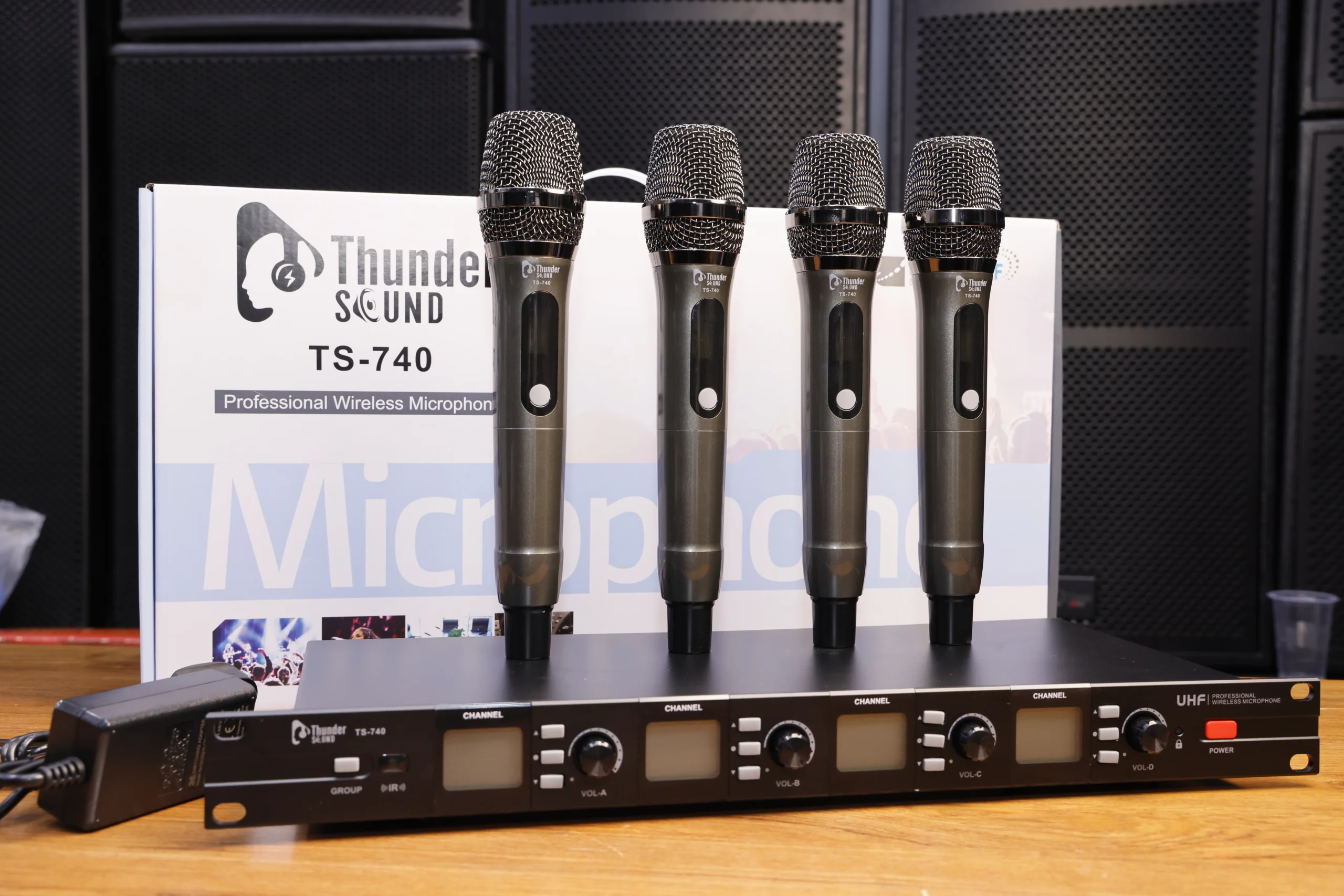 Thunder Sound TS-740 Wireless Microphone System in Kenya Thunder Sound TS-740 wireless microphone system in Kenya