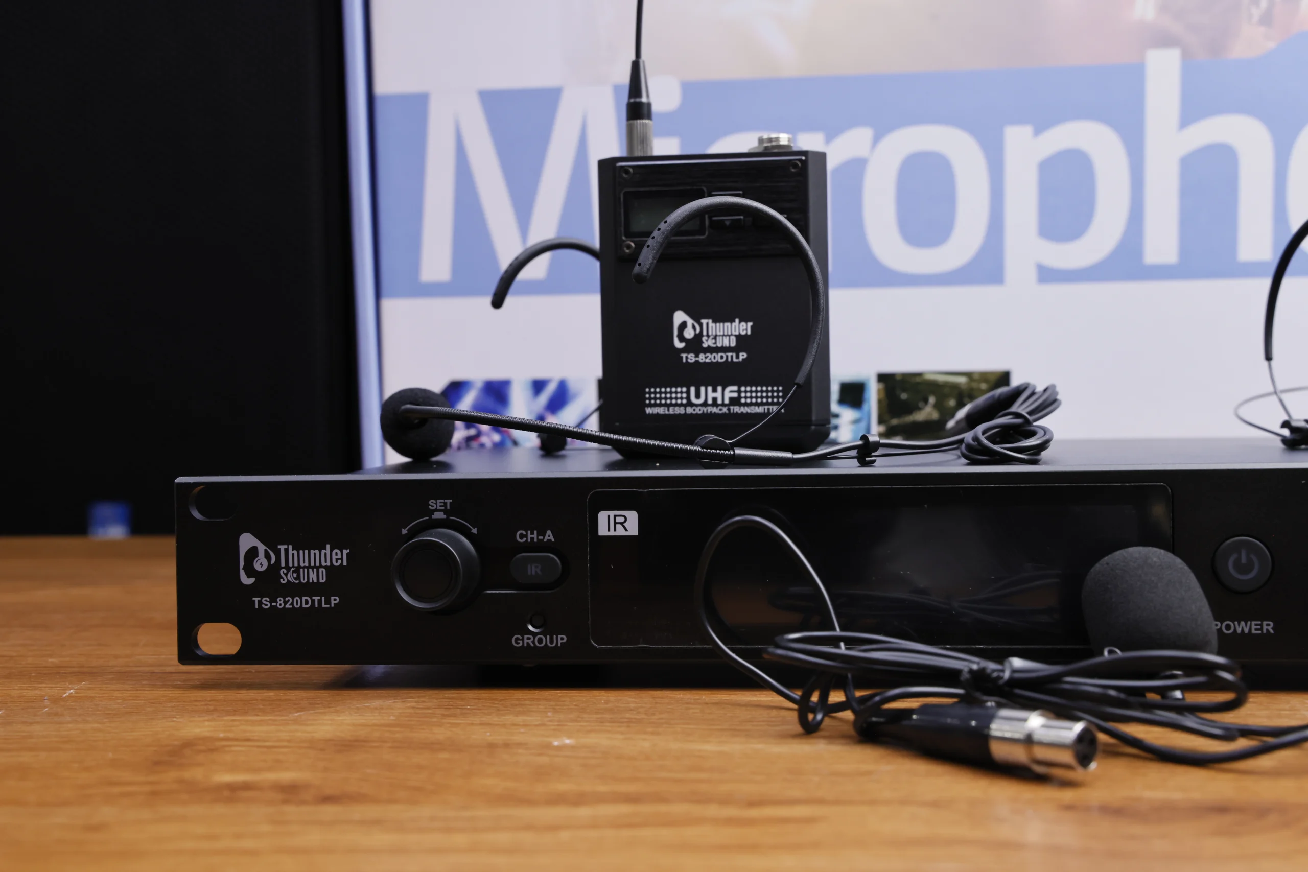 Thunder Sound TS-820DTLP Wireless Microphone System in Kenya Dual-channel wireless microphone system product image