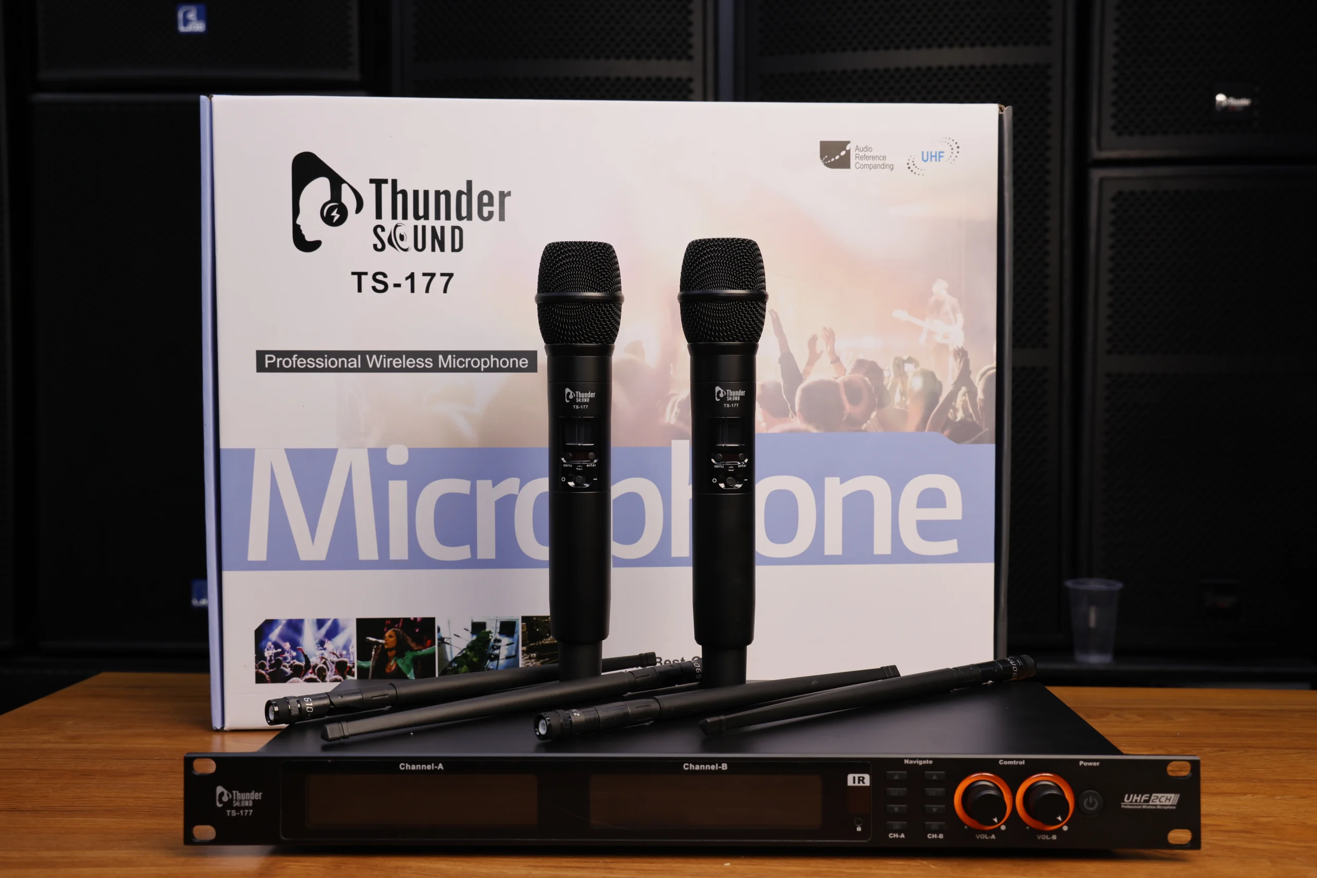 Thunder Sound TS-177 Wireless Microphone System in Kenya Professional wireless microphone in Kenya